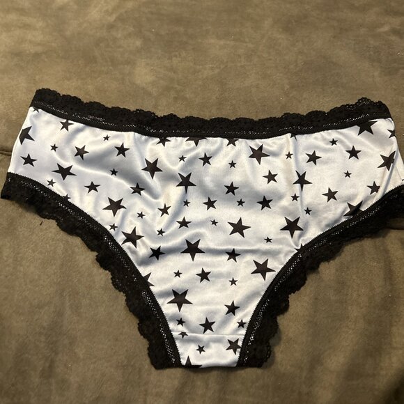 Morvia 3pk lace trim cheeky goth Emo panties M floral skull/stars Lingerie Bit - Picture 4 of 11